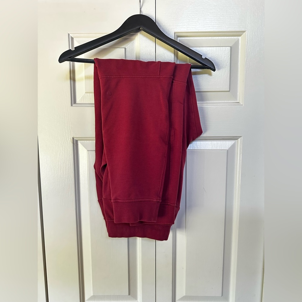 Lululemon Men’s ABC sweatpants